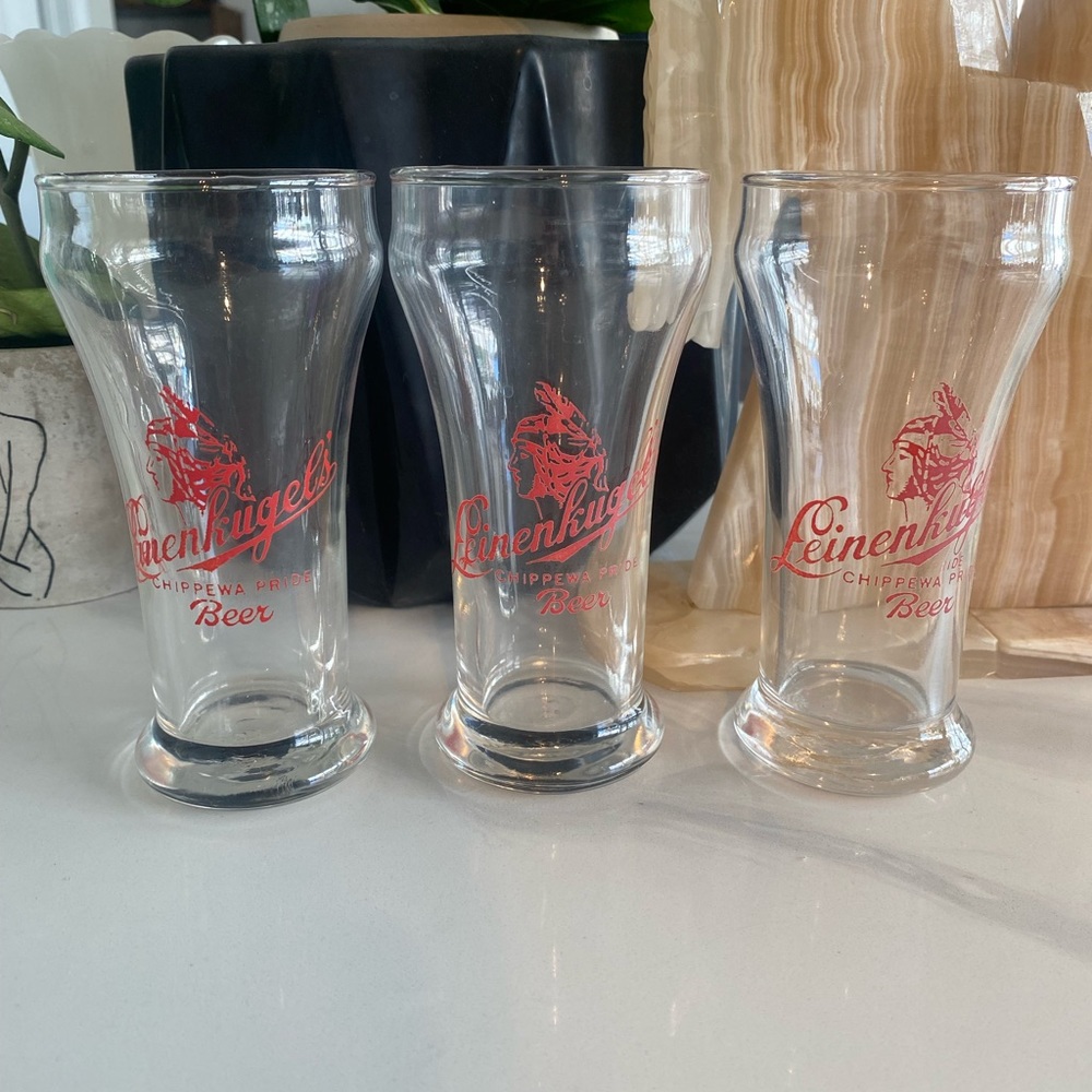 Leinenkugel's Beer Glass / Vintage Barware & Advertising, Chippewa Falls, WI
